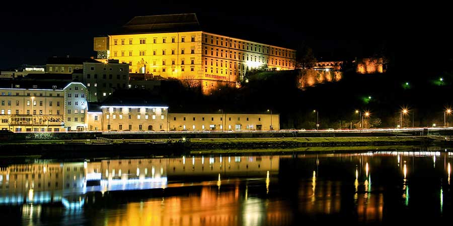 Job als Escort in Linz und Österreich